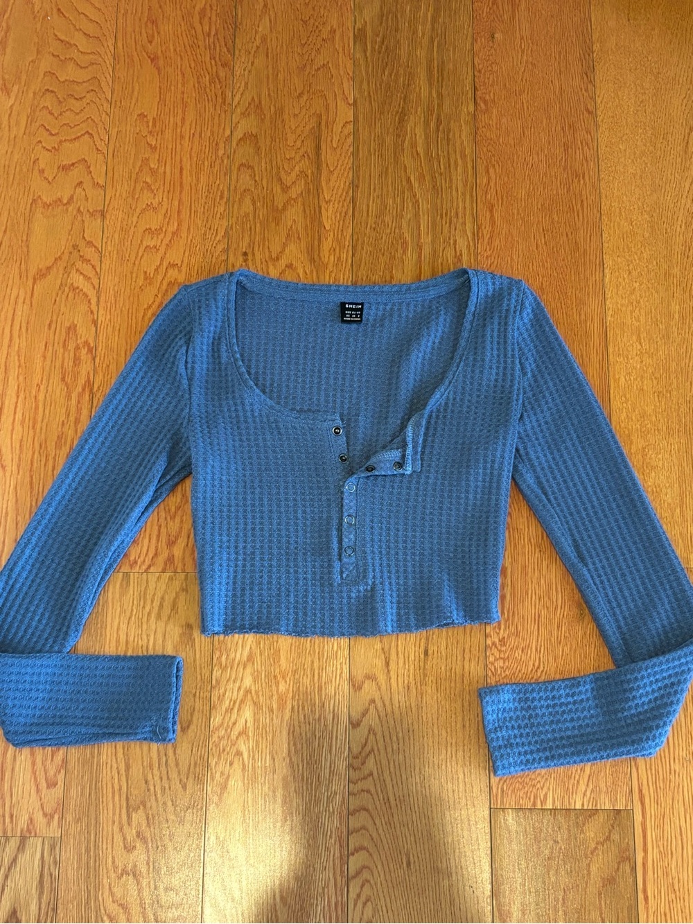 Long Sleeve Blue Waffle Knit Crop Top - Picture 4 of 6